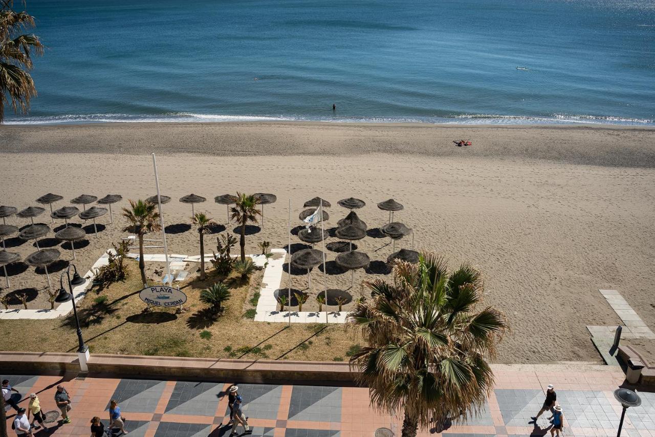 Monkó On The Rock Torremolinos Exterior foto
