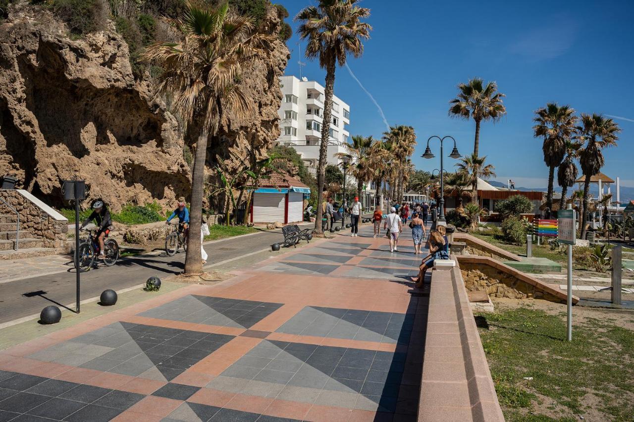 Monkó On The Rock Torremolinos Exterior foto